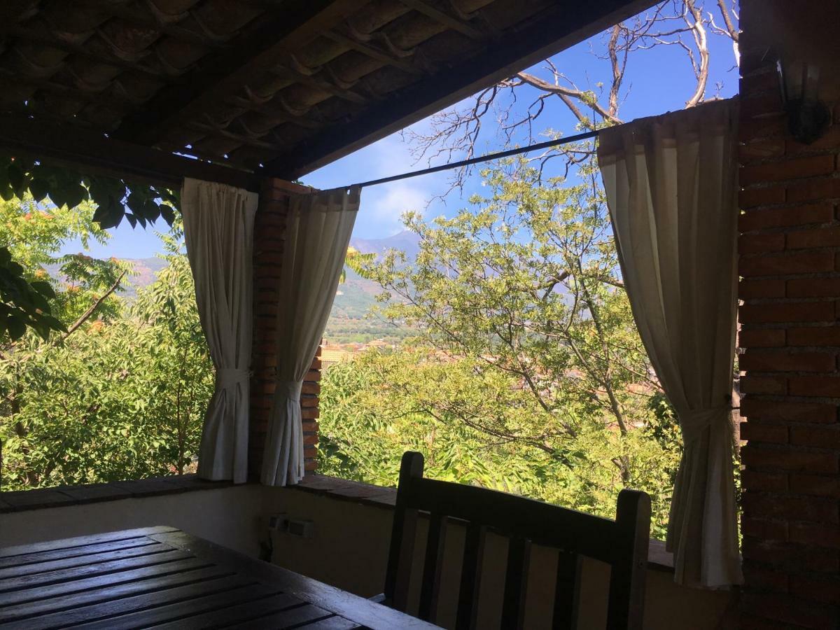 Il Palmento Villa Santa Venerina Luaran gambar