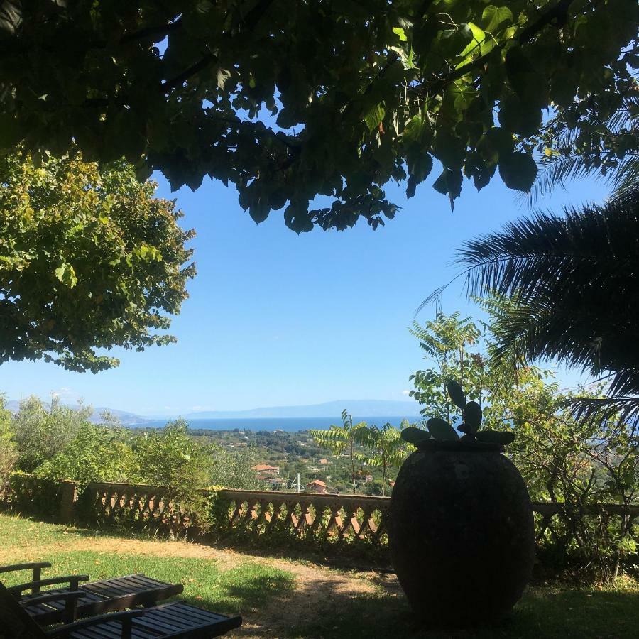 Il Palmento Villa Santa Venerina Luaran gambar